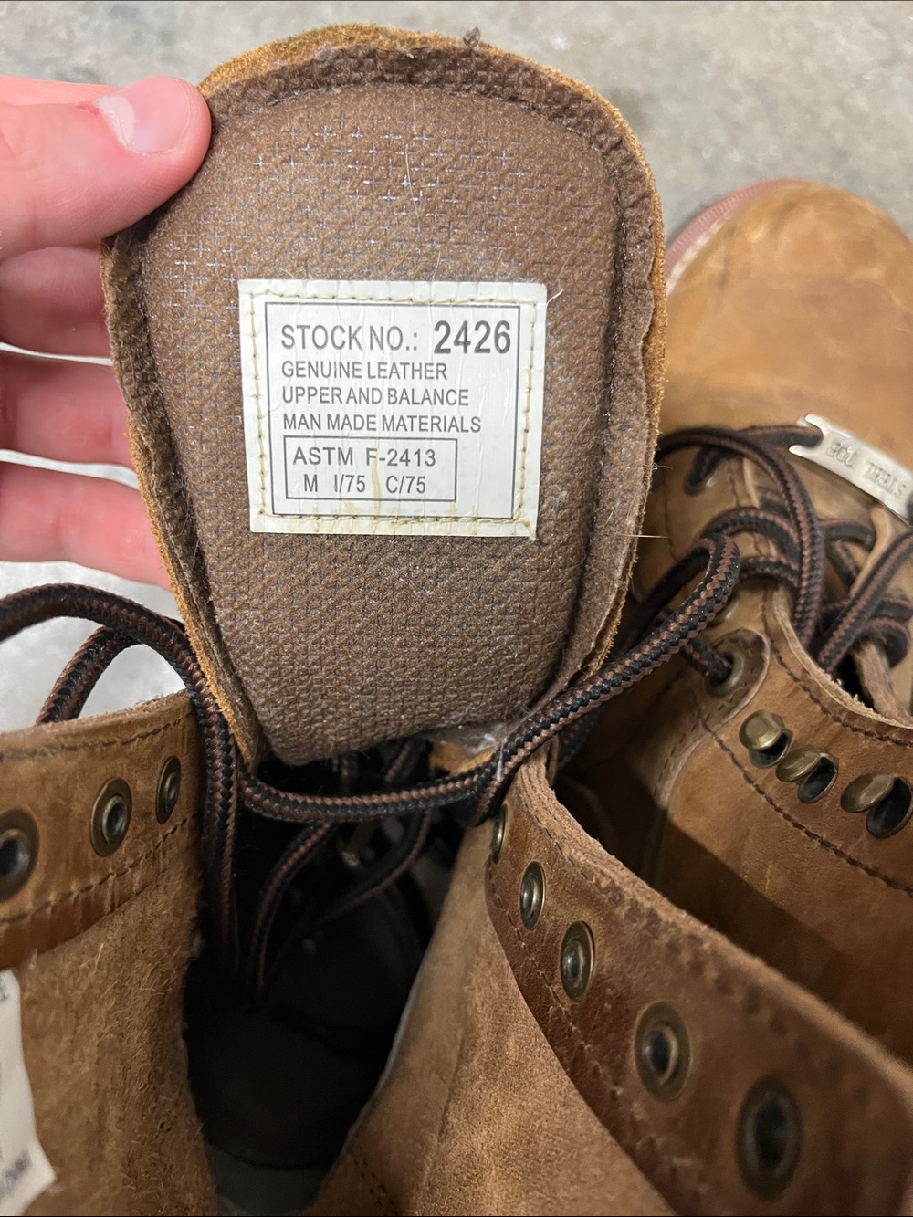 Steel toe tan Leather Lace-Up Work Boots - Picture 5 of 8